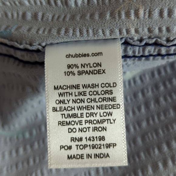 Chubbies Men’s M Blue Sailboat Nautical Print Short Sleeve Button Down S… - Picture 8 of 8